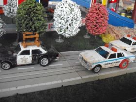 Matchbox Verfolgungsjagd Blues Brothers Slot Cars weltweite Einzelstücke Made by Michael Gielen Modellbau.JPG